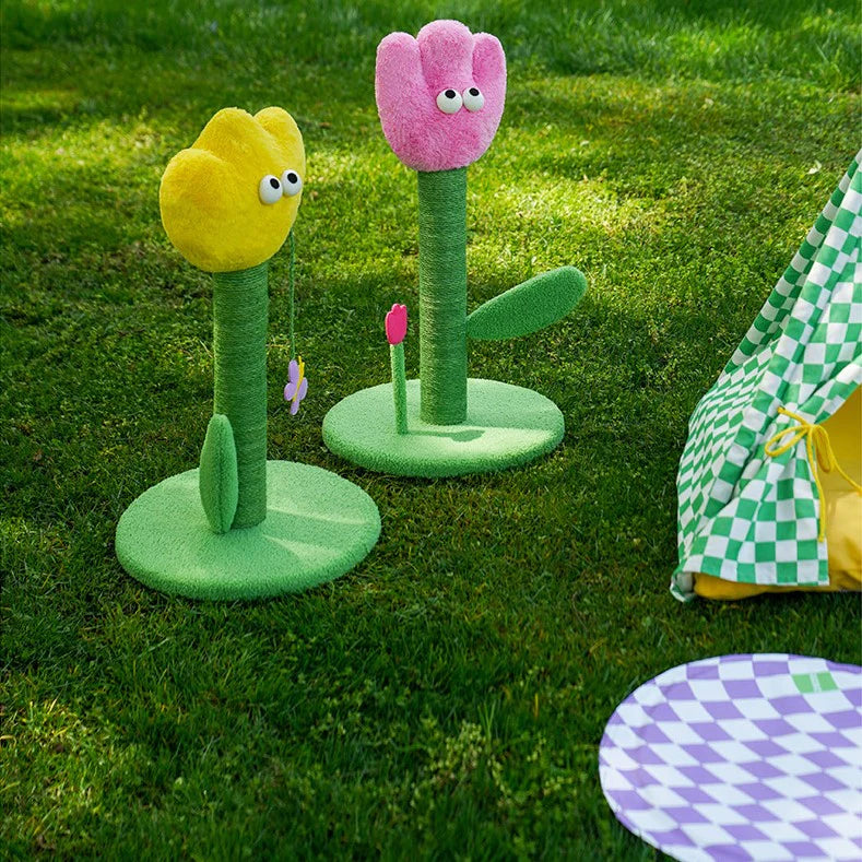 Cat Toy | Cat Scratching Post | ZEZE- Tulip Cat Scratching Post