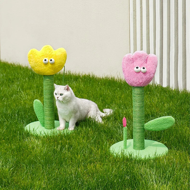 Cat Toy | Cat Scratching Post | ZEZE- Tulip Cat Scratching Post